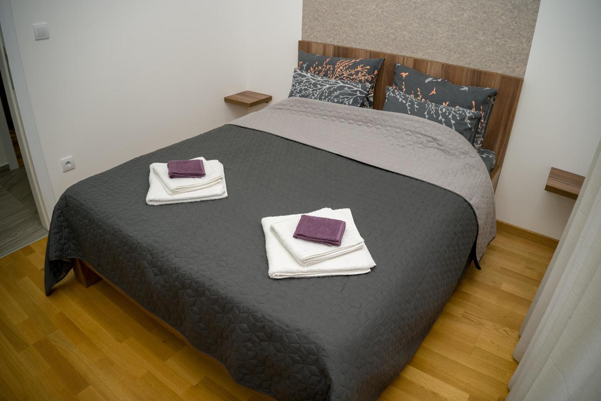Apartment Infinity Kruševac Eksteriør billede