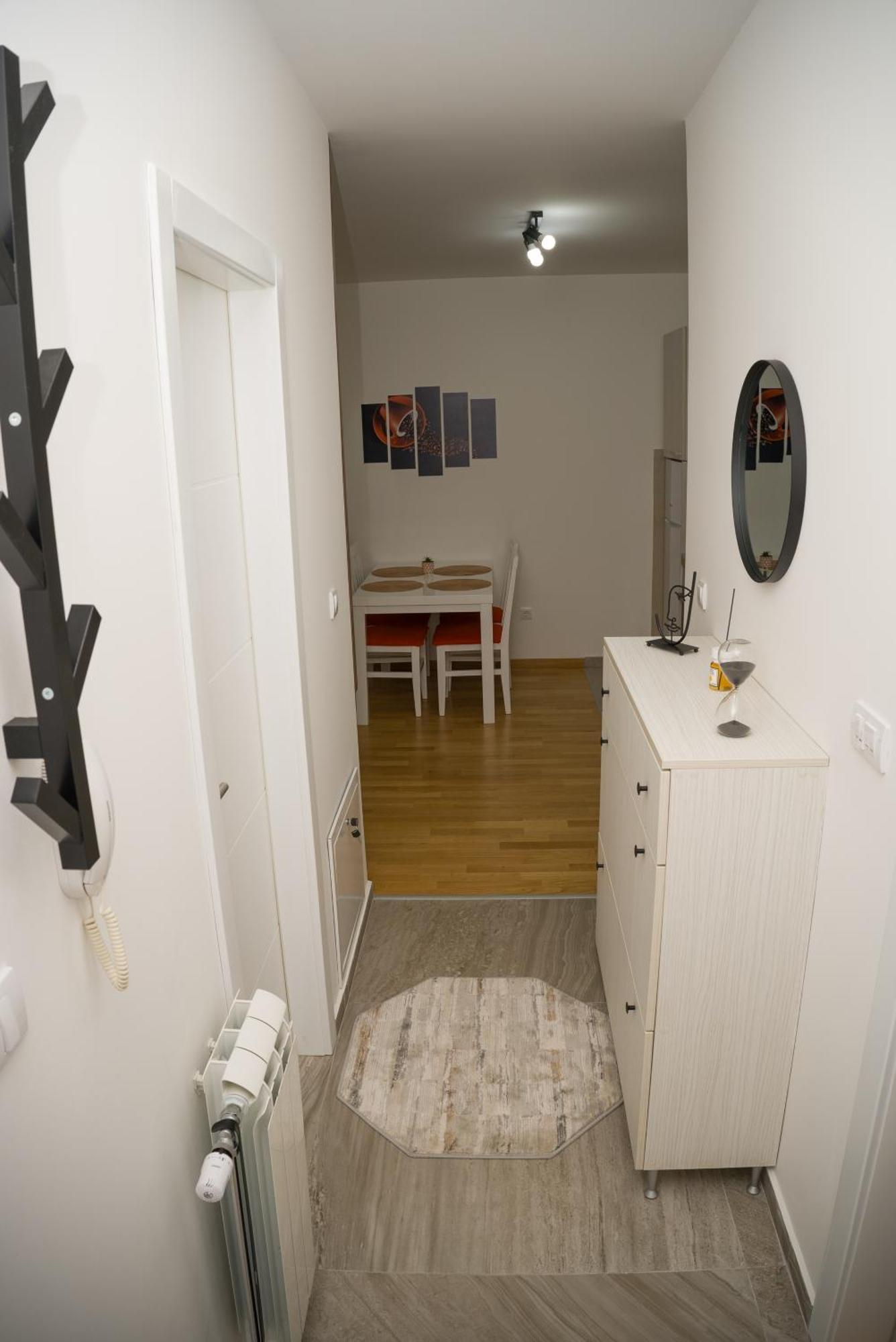 Apartment Infinity Kruševac Eksteriør billede