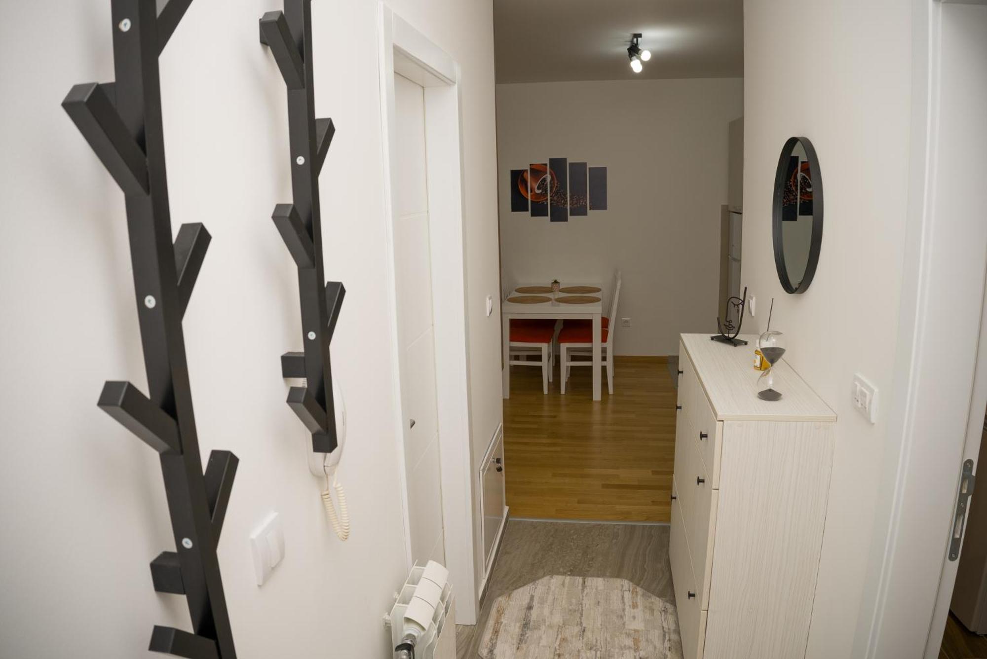 Apartment Infinity Kruševac Eksteriør billede